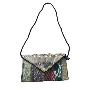 NWT.  Sacred Threads Evening bag.   216796. CL/WH